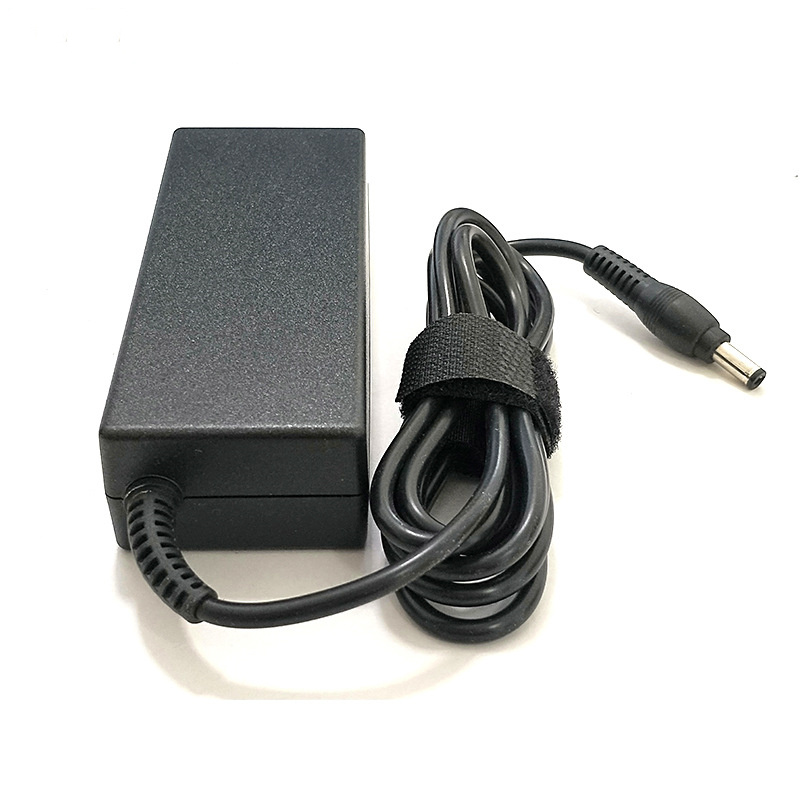 Cargador para Laptop TOSHIBA 19V 4.74A 5.5*2.5mm 90W